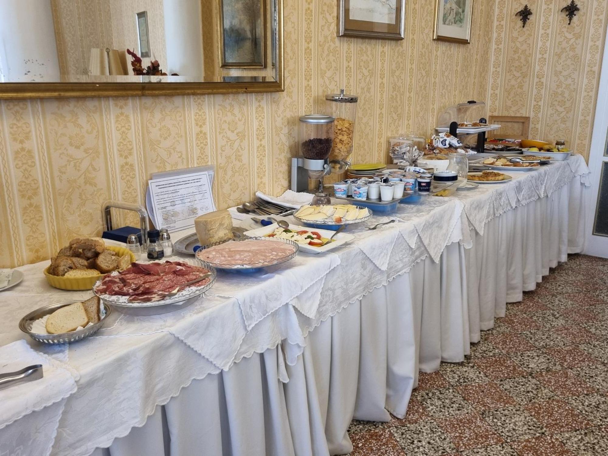 Albergo Il Marzocco - Hotel Dal 1860 Montepulciano Stazione Kültér fotó