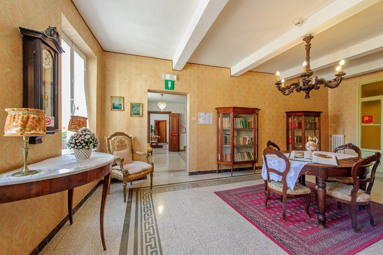 Albergo Il Marzocco - Hotel Dal 1860 Montepulciano Stazione Kültér fotó